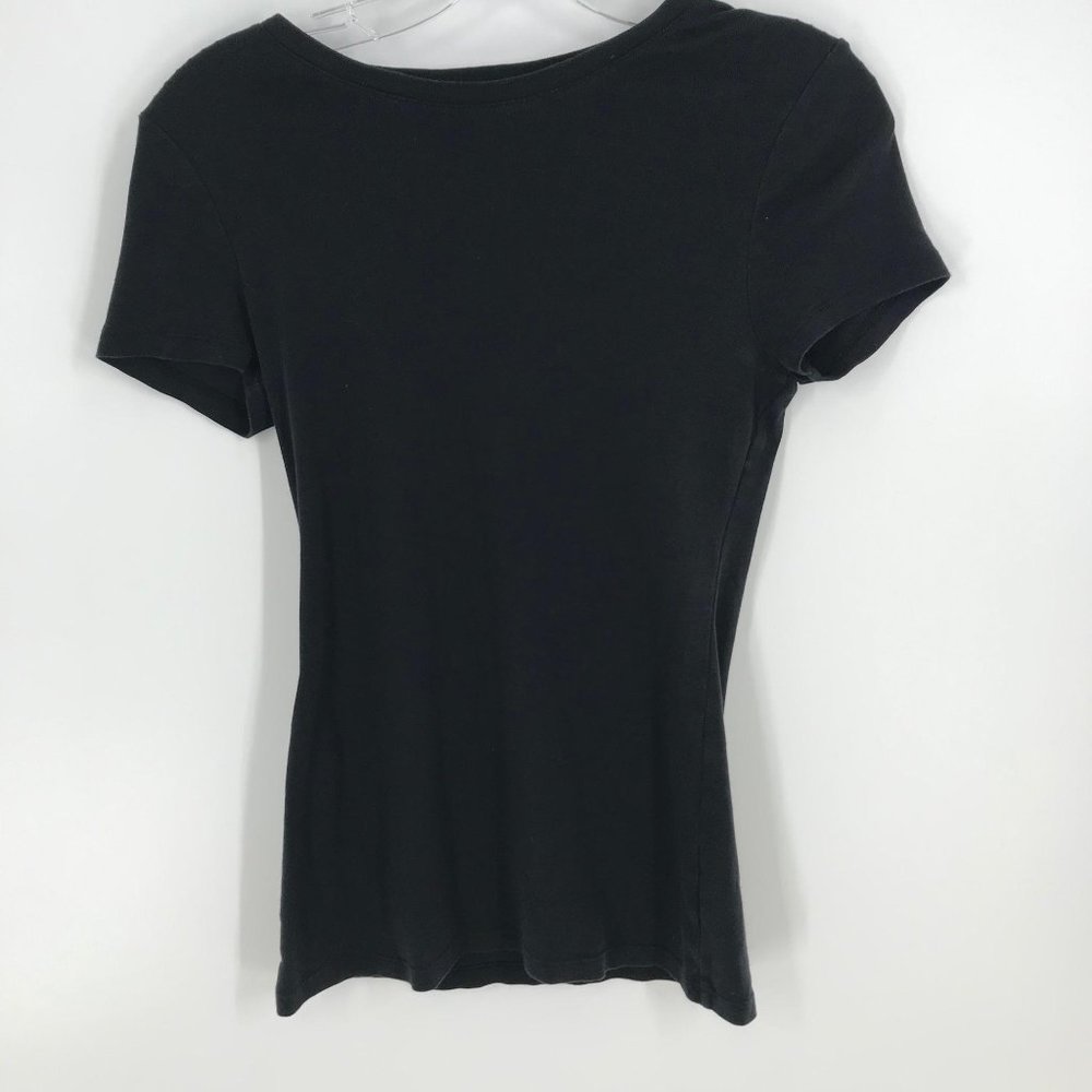 OLD NAVY BLACK SHORT SLEEVE TSHIRT‎
